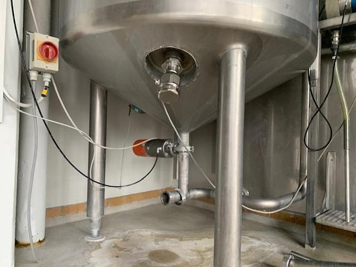 Used 1993 Rustfri syrefast 2 m3 tank