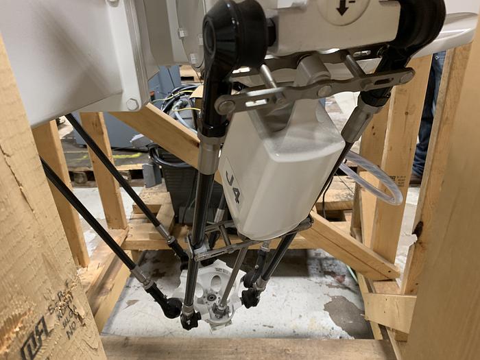 Used FANUC M2iA/3S HIGH SPEED PICKING & ASSEMBLY ROBOT