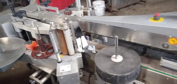 Usado CVC 400 Front and Back Labeler