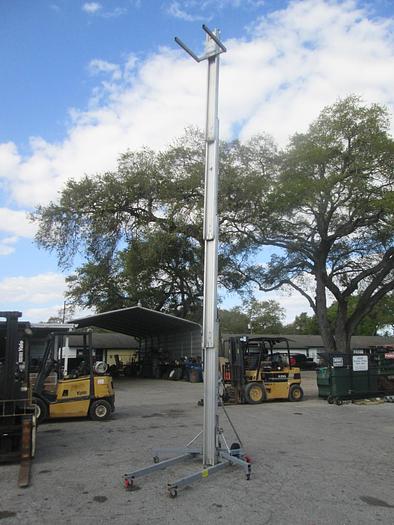 Used 2016 Genie SLC24 Contractor Superlift Material Lift