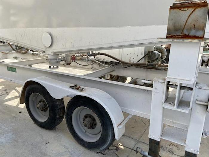 Used Portable Port-A-Pour Silo and Cement Batcher