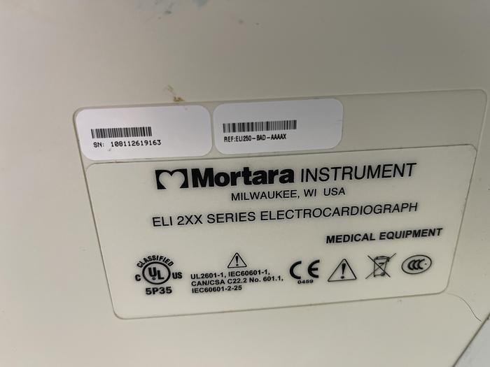 Gebraucht Mortara ELI 250 EKG Gerät auf Trolley