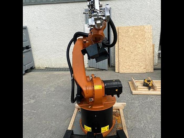 Used 2014 Kuka KR 16-2 16KG 6 Axis Robot