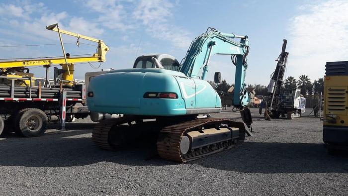 Usado 2003 KOBELCO SK200-3 CON CIZALLA