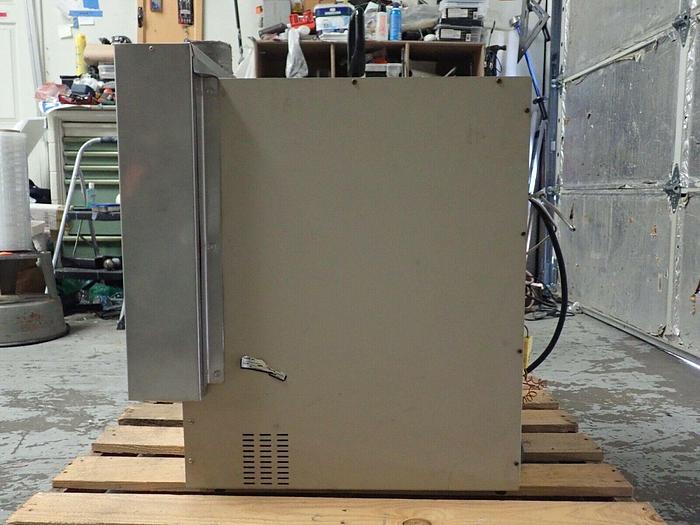 Used Thermo Scientific Thermolyne Model F30420 Muffle Furnace