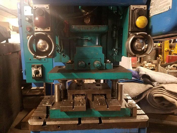 Used Bliss Stamping Punch Press OBI 22 Ton Air Clutch Air Brake NICE! WATCH VIDEO!!