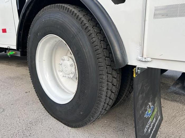 Used Terex Commander C4047 Digger Derrick on 2011 Ford F750 Reg Cab Utility Truck - 96762