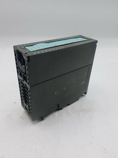 Used Siemens 6ES7-322-1BL00-0AA0 Digital Output Module