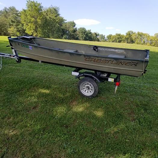 Used Used 2010 Crestliner CR1232