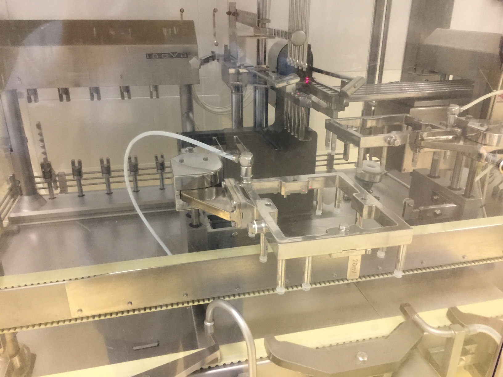 Used INOVA - Riempitrice Liquidi - VSVM 521 B