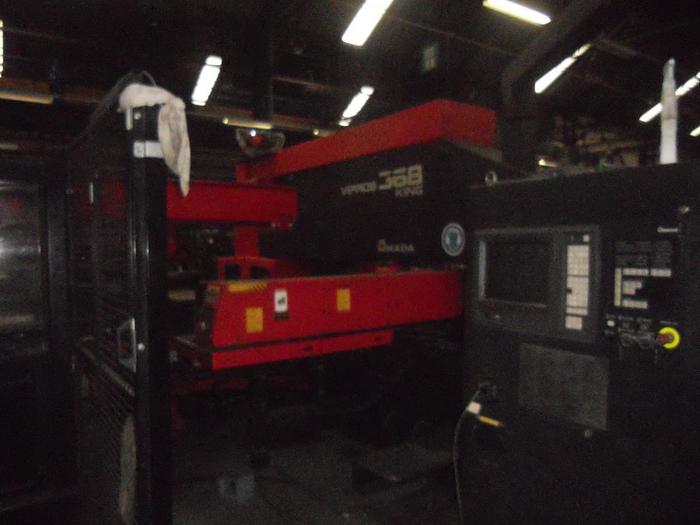 Gebruikt PONSMACHINE AMADA VIPROS KING