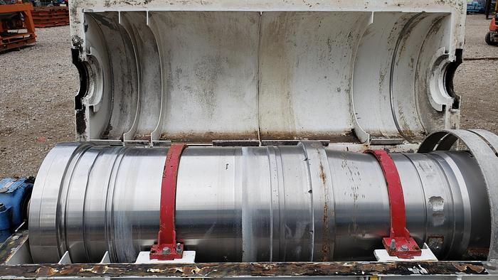 Used 2014 Elgin 1967 HD Slim Line