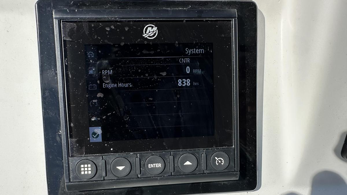 Used 2019 SCB Boats R24