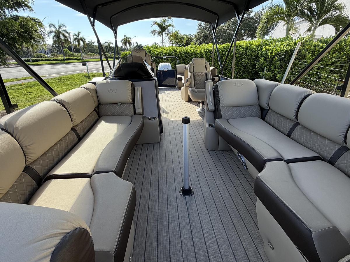 Used 2024 Veranda VP 25RC
