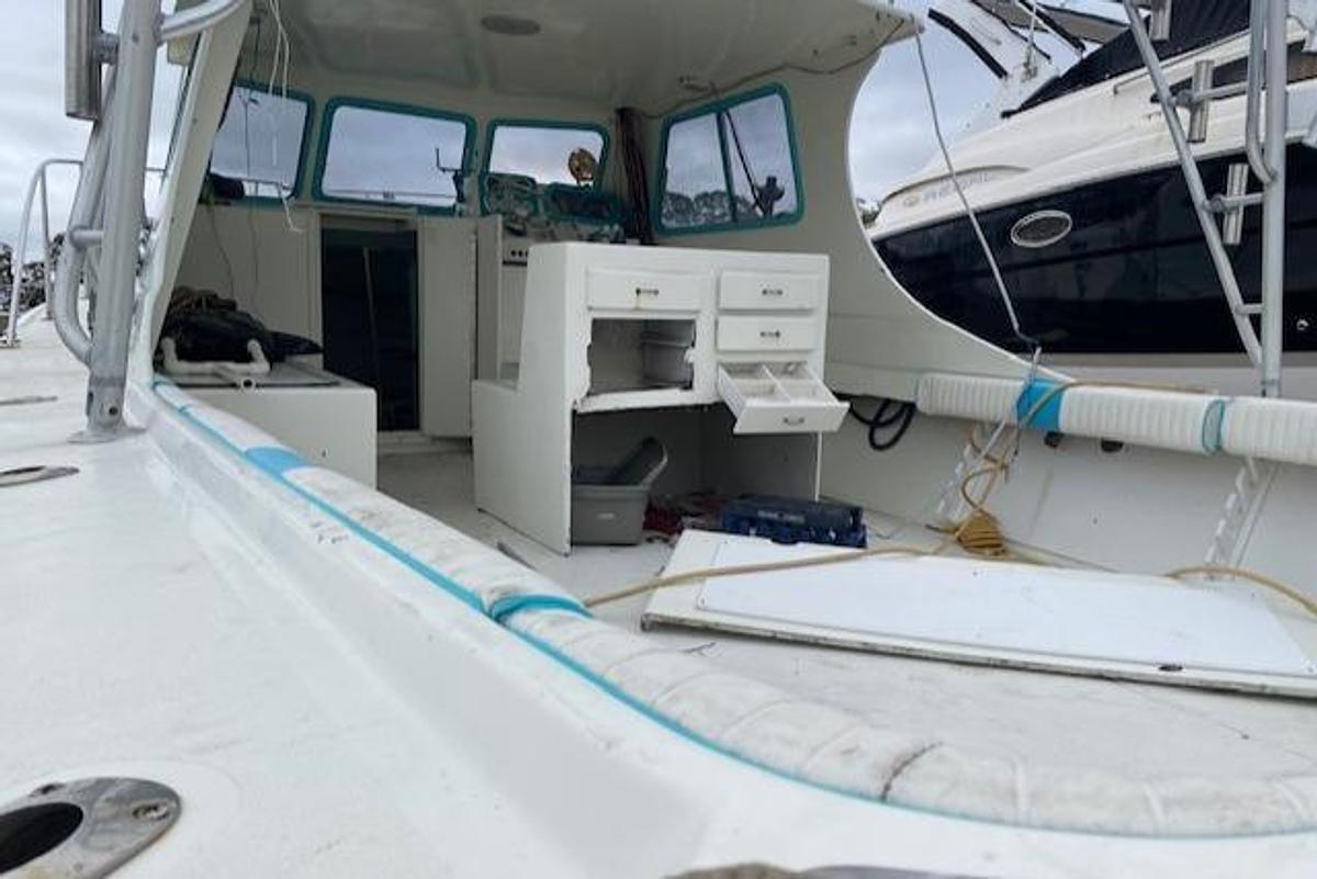 Used 1988 Robertson Sportfish