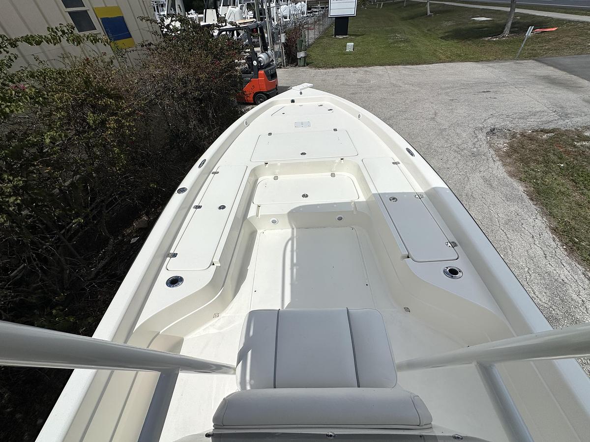 Used 2008 ShearWater 2400Z