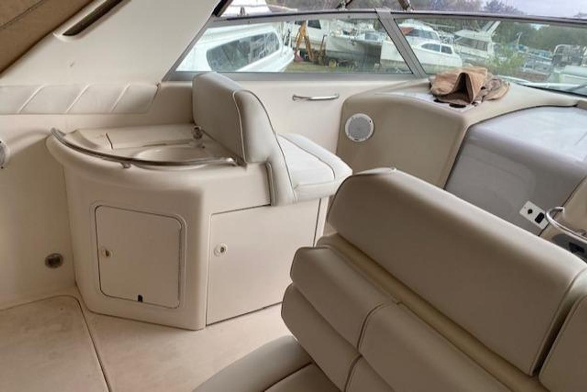 Used 1998 Sea Ray 330 Sundancer