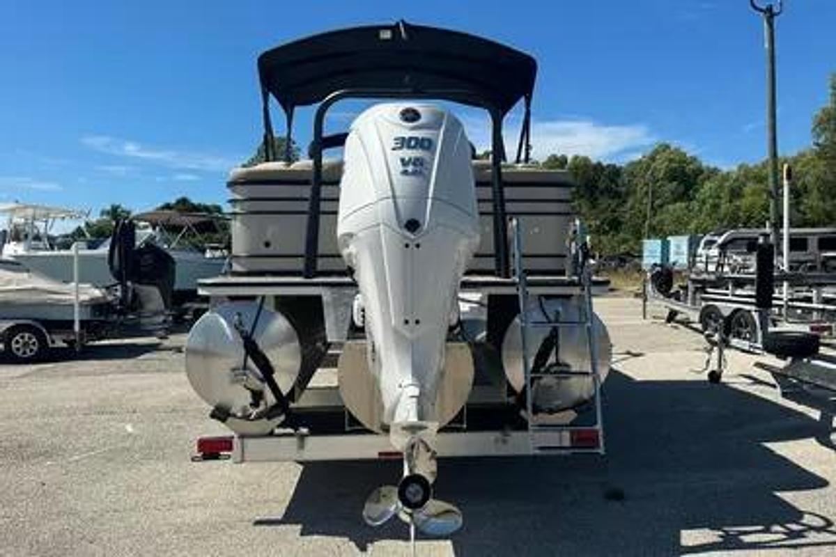 Used 2024 Veranda VP 25RC| 25'