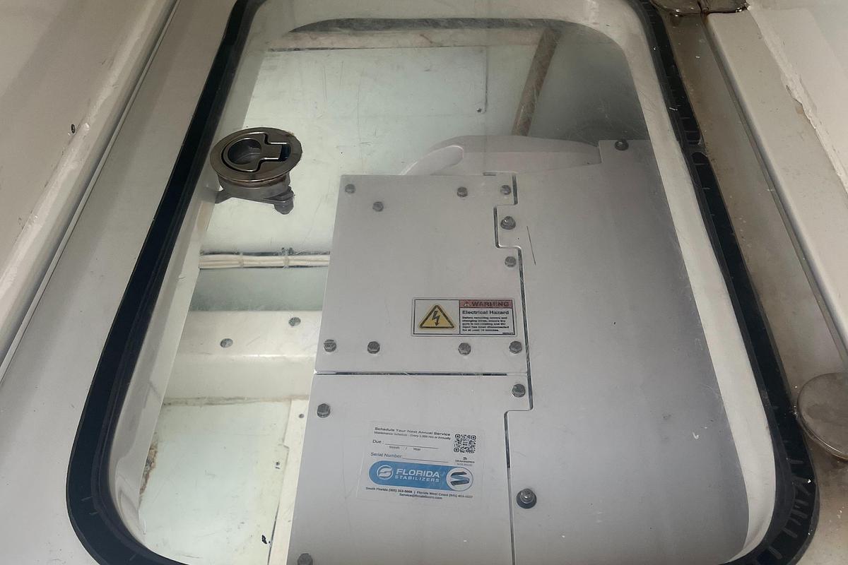 Used 2016 Venture 39 Forward Seating