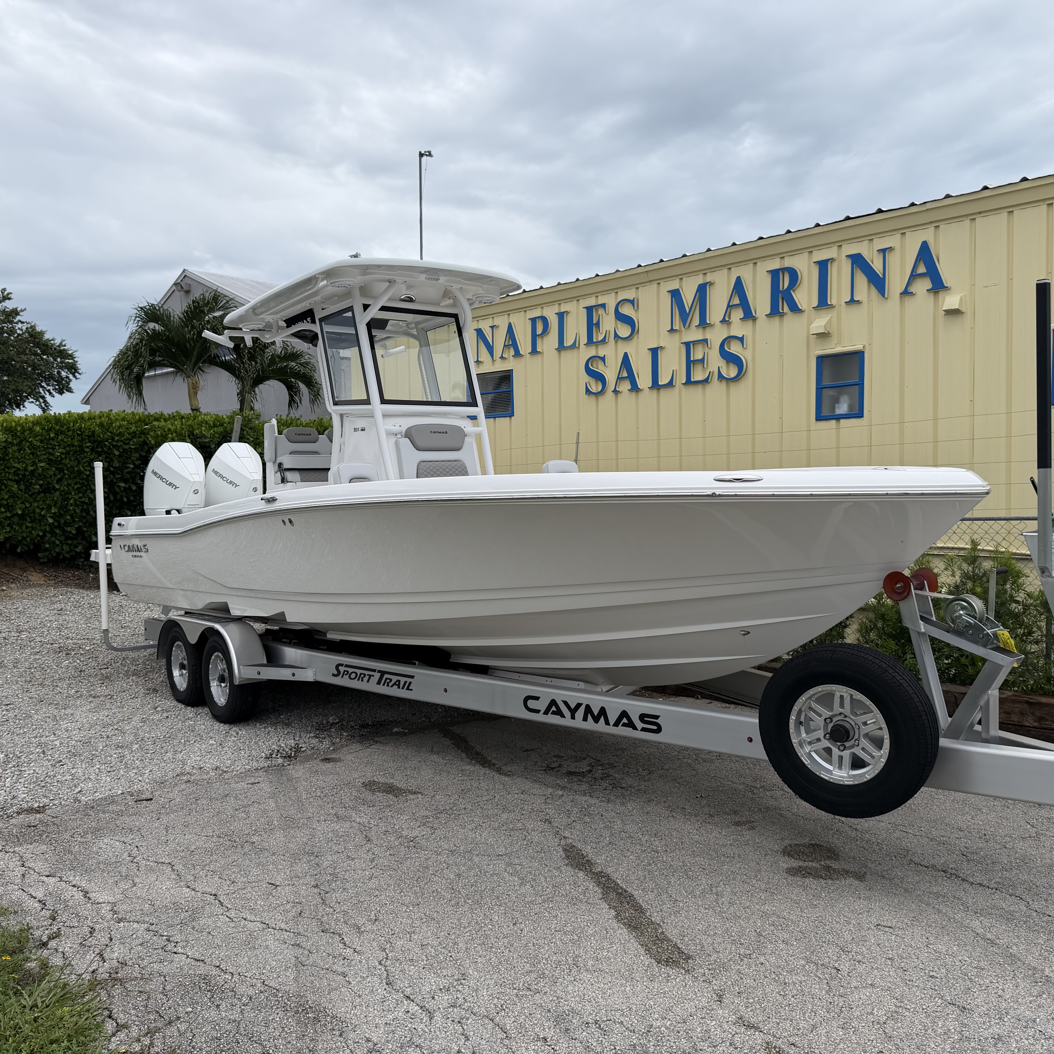 Caymas 281 HB