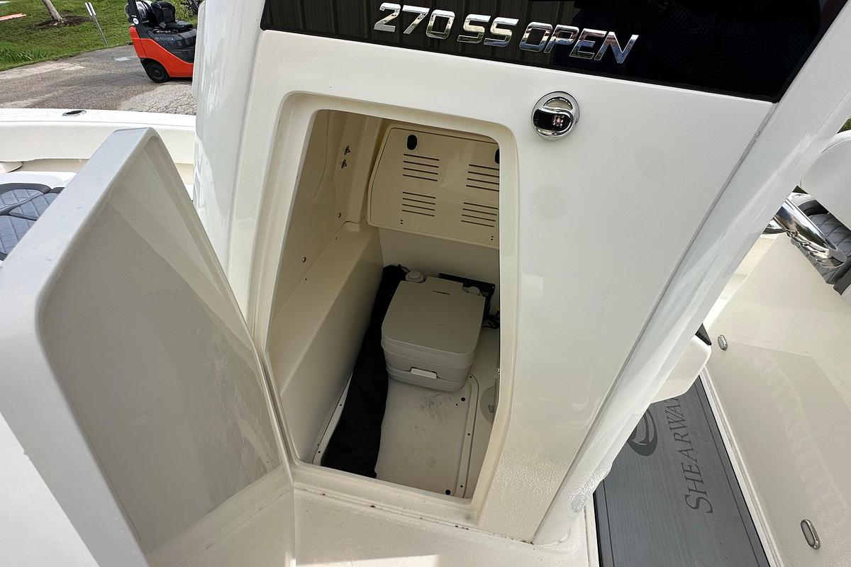 2026 ShearWater 270 SS Open