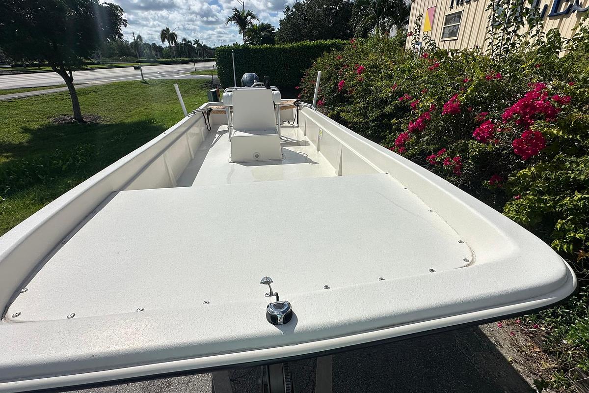 Used 2024 Carolina Skiff E24 DLX CC