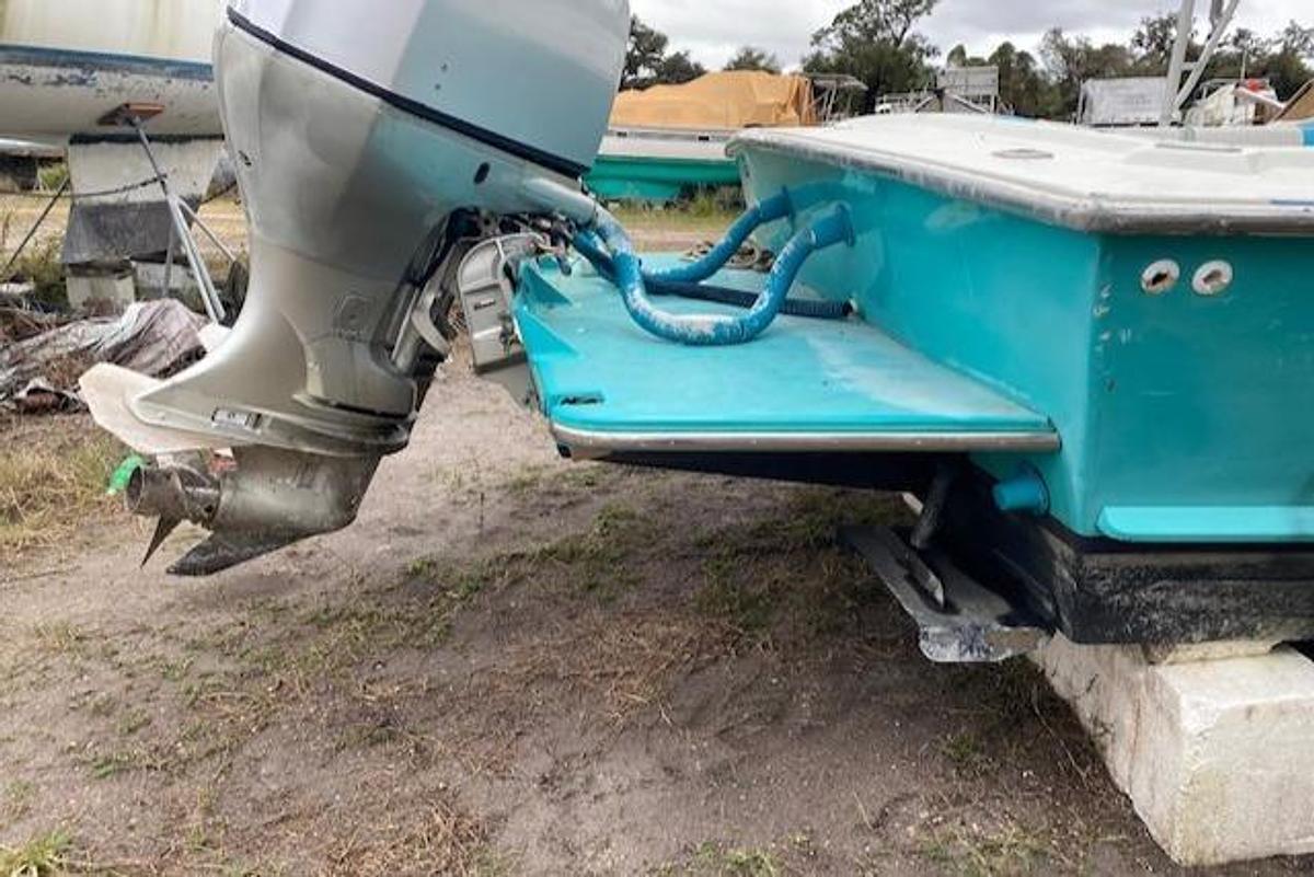 Used 1988 Robertson Sportfish