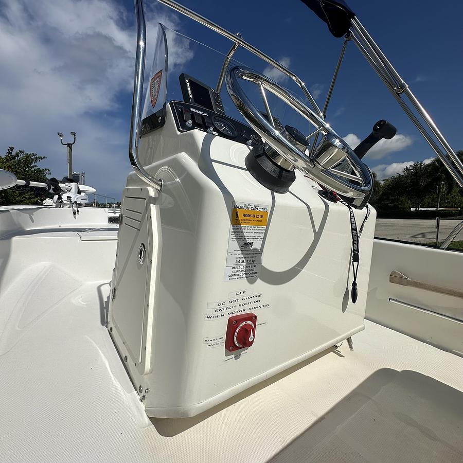 Used 2014 Boston Whaler 150 Montauk