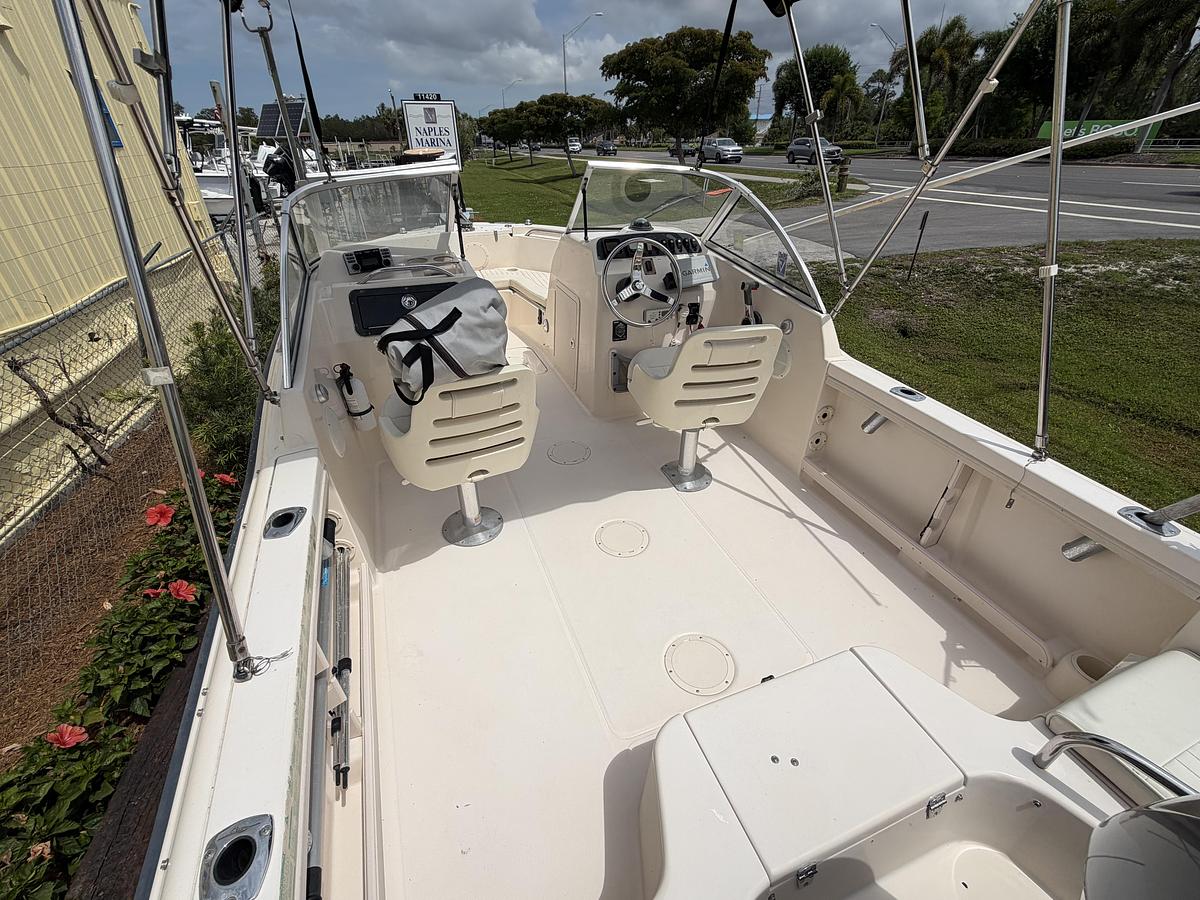 Used 2006 Grady-White Tournament 185