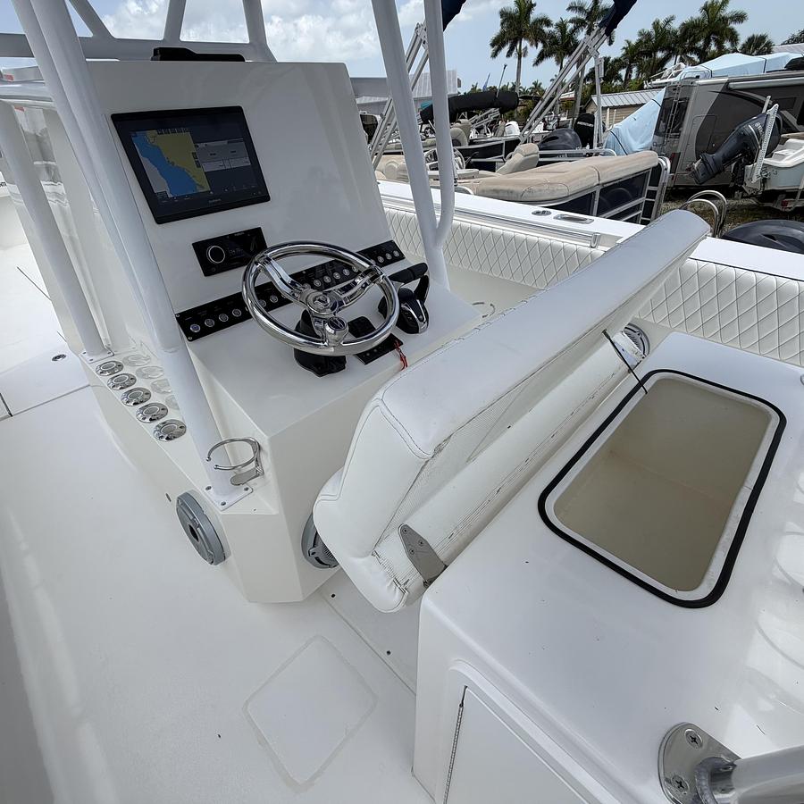 Used 2003 Contender 36 Open