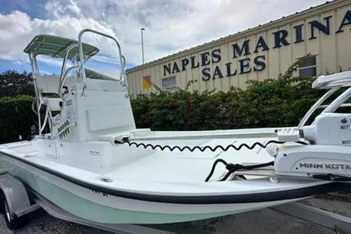 Used 2020 Shallow Sport 24 Classic