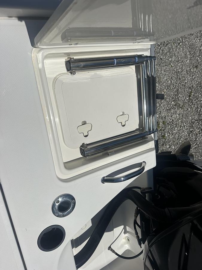 Used 2007 Boston Whaler 200 Dauntless
