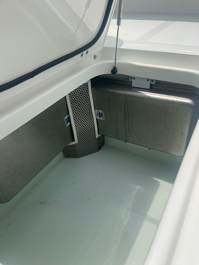 Used 2016 Venture 39 Forward Seating