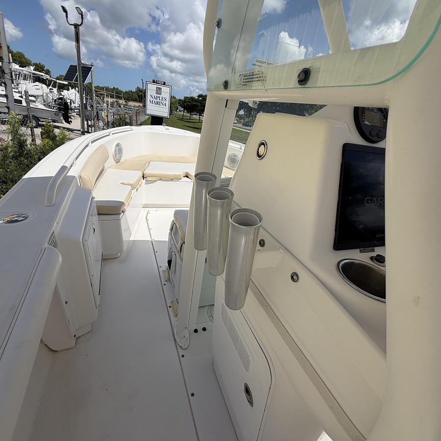 Used 2007 Everglades 243CC