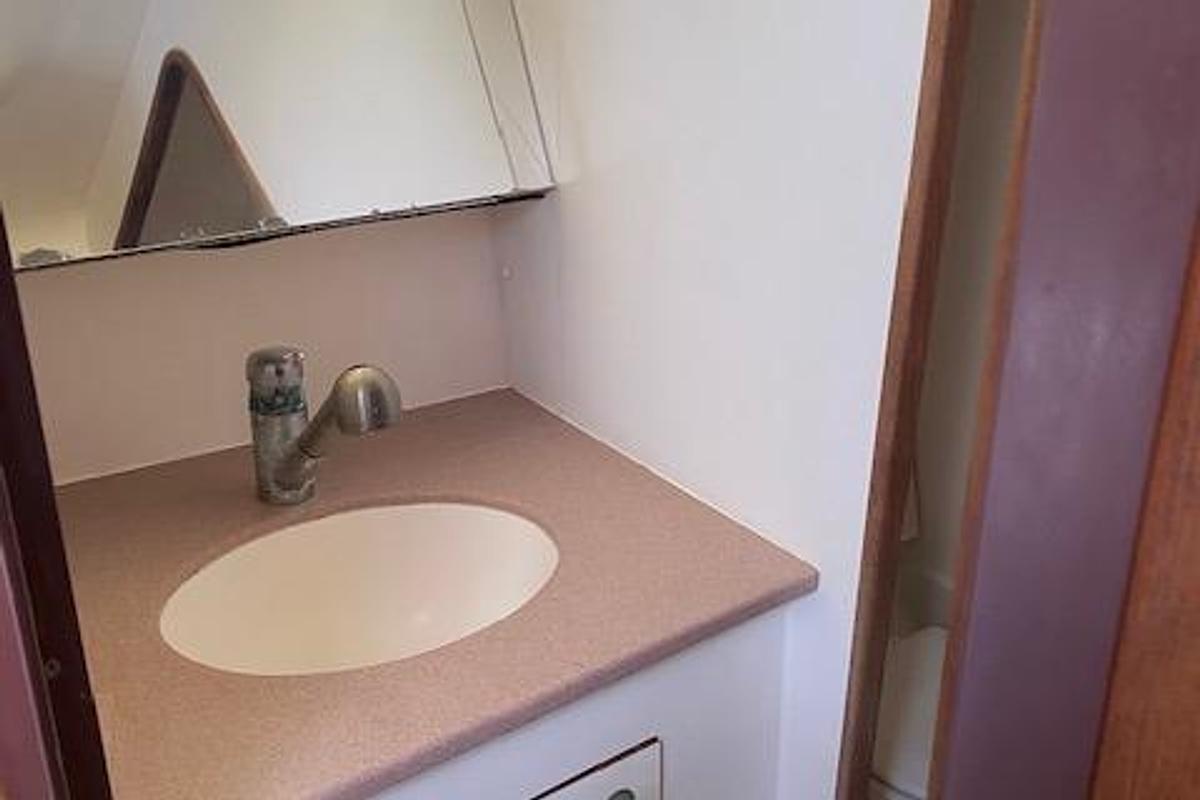 Used 1999 Hunter Passage 420