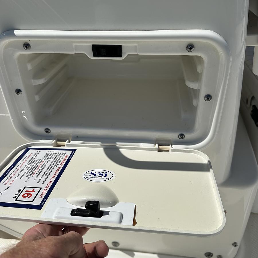 Used 2014 Boston Whaler 150 Montauk