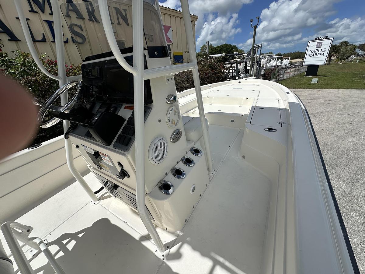 Used 2008 ShearWater 2400Z