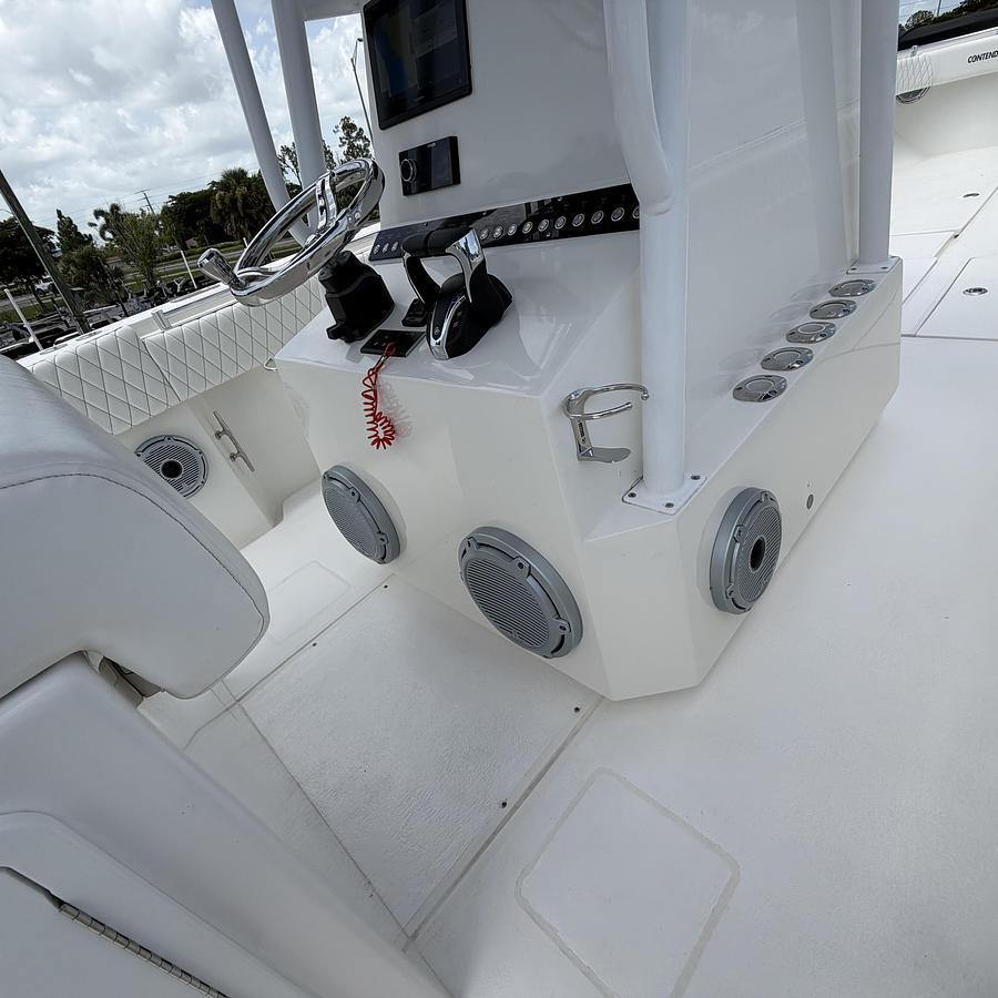 Used 2003 Contender 36 Open
