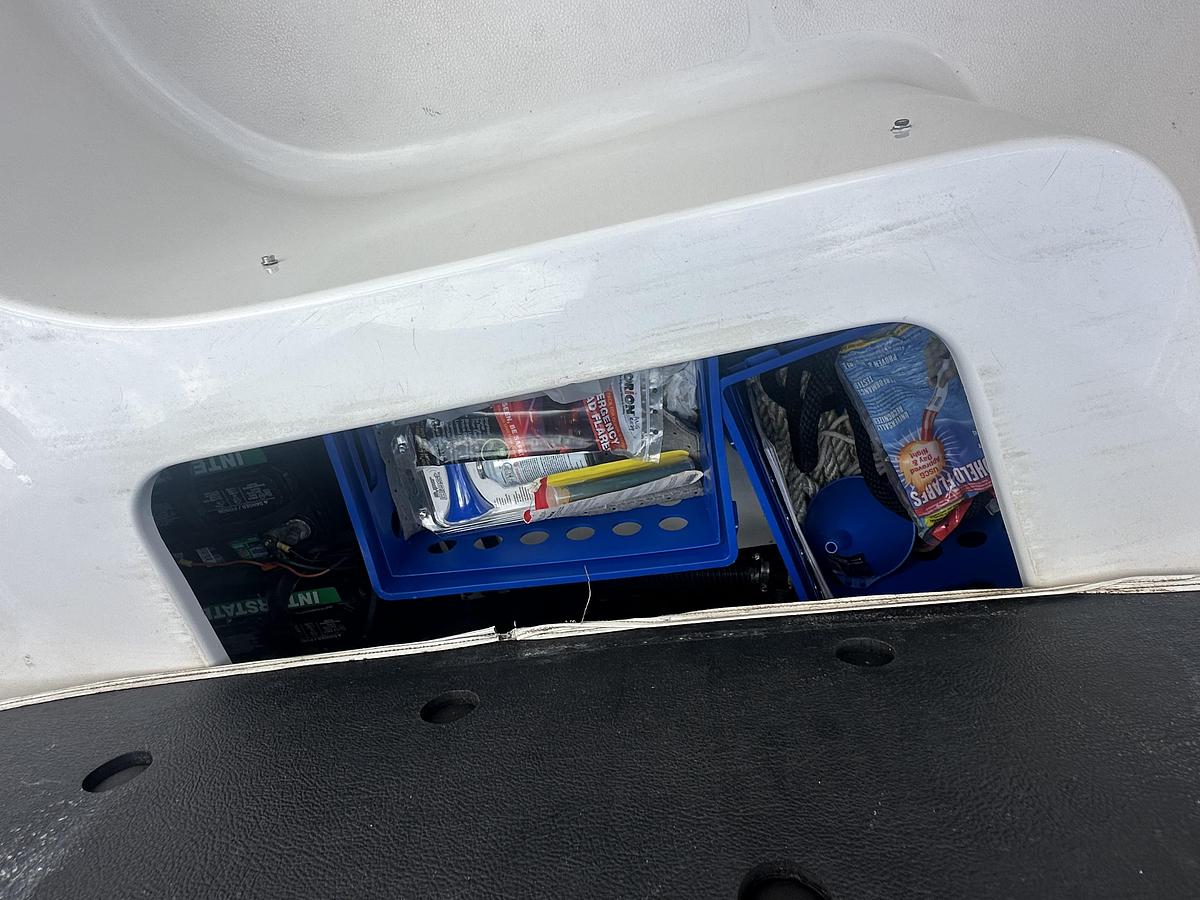 Used 2004 Vectra S-215