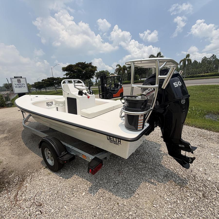 2026 Delta Boat Works D18