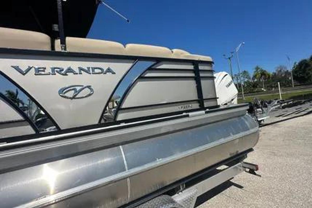 Used 2024 Veranda VP 25RC| 25'