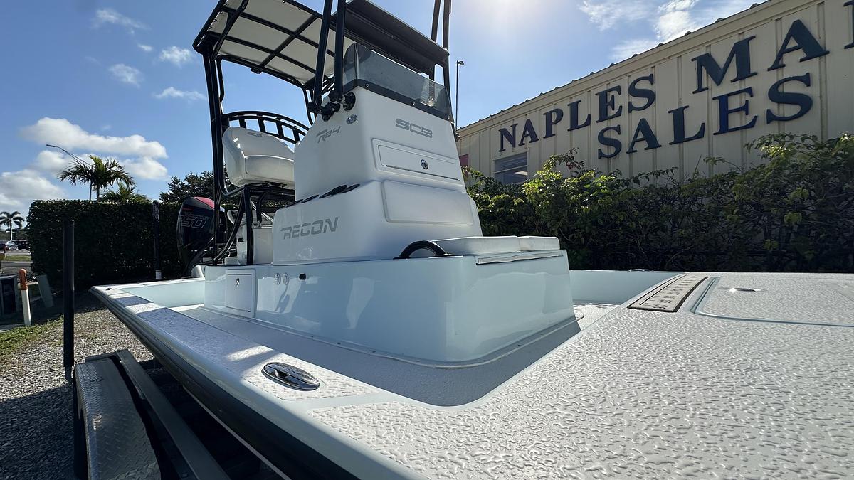 Used 2019 SCB Boats R24