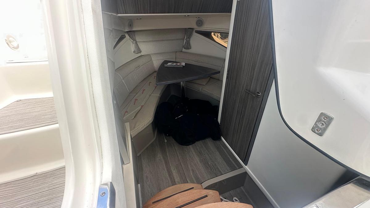 Used 2023 Sea Ray Sundancer 320 Outboard