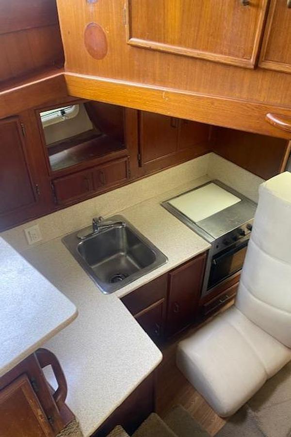 Used 1984 Post 43 Sport Fisherman