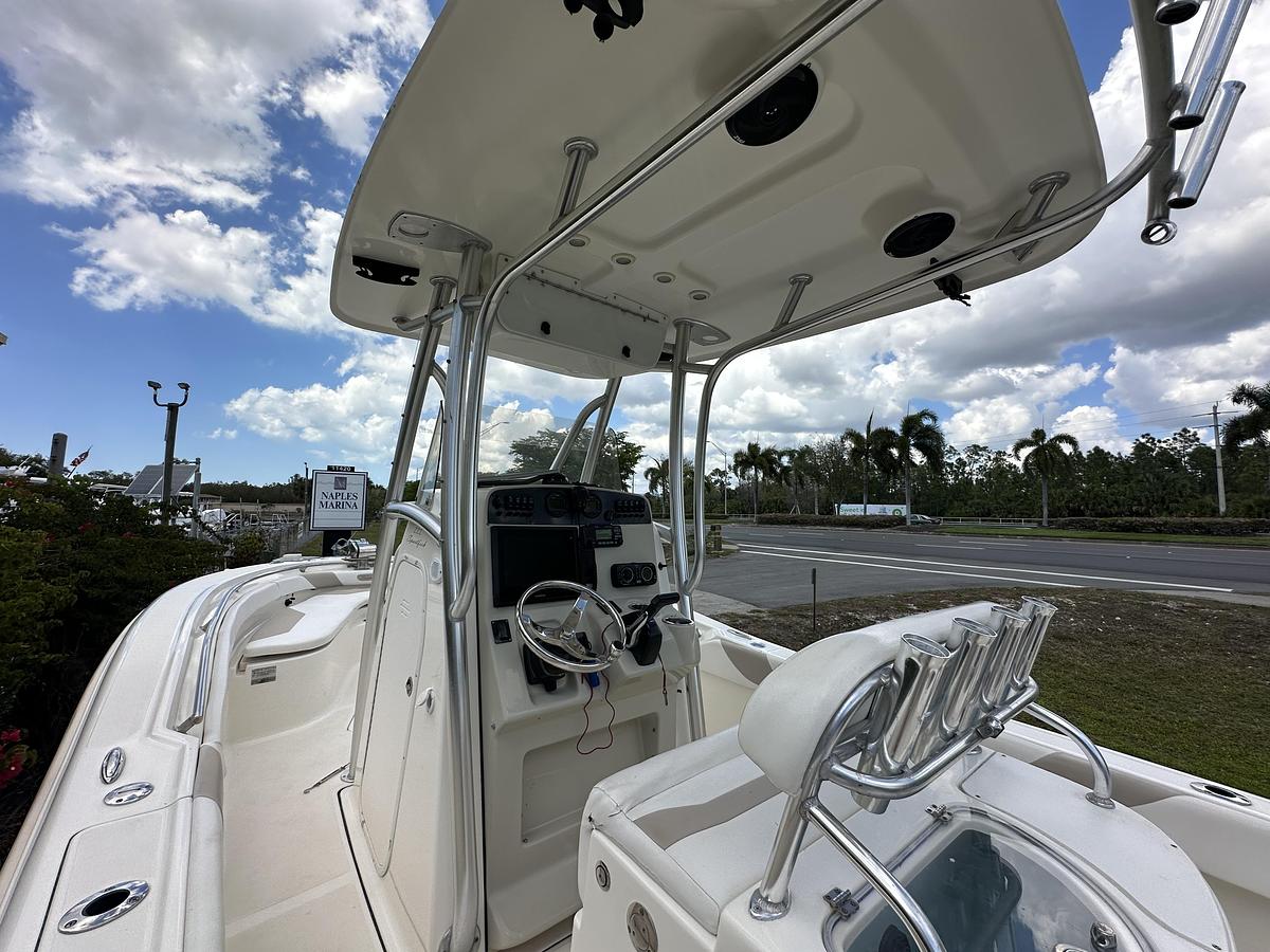 Used 2014 Pioneer 222 Sportfish