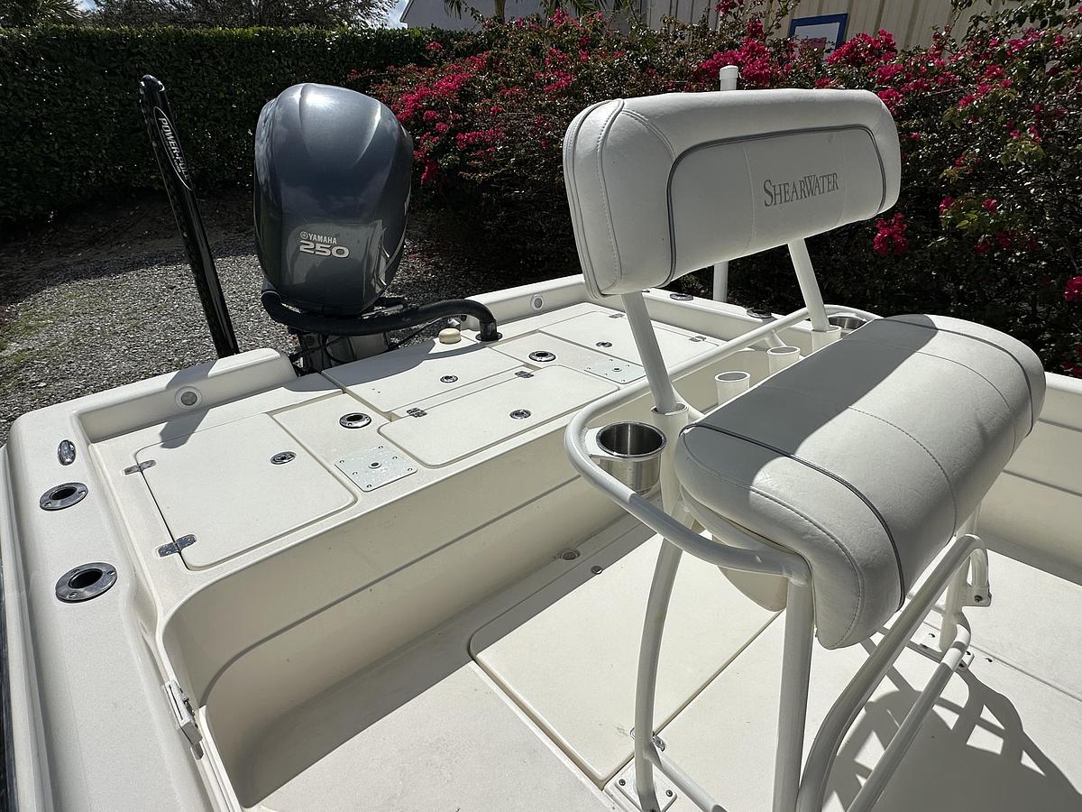 Used 2008 ShearWater 2400Z