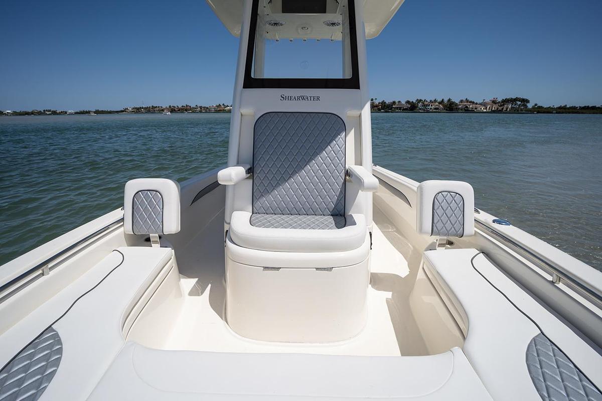 Shearwater 250 SS Carolina