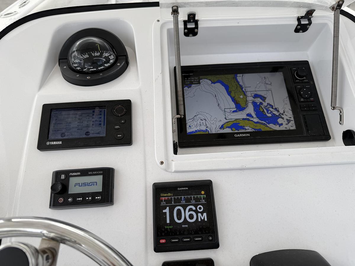 Used 2000 Intrepid 322