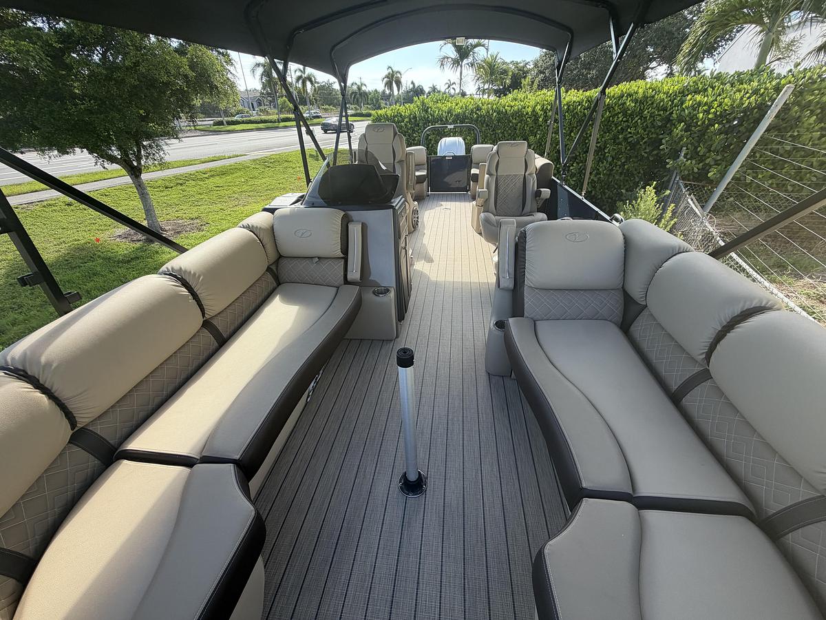Used 2024 Veranda VP 25RC