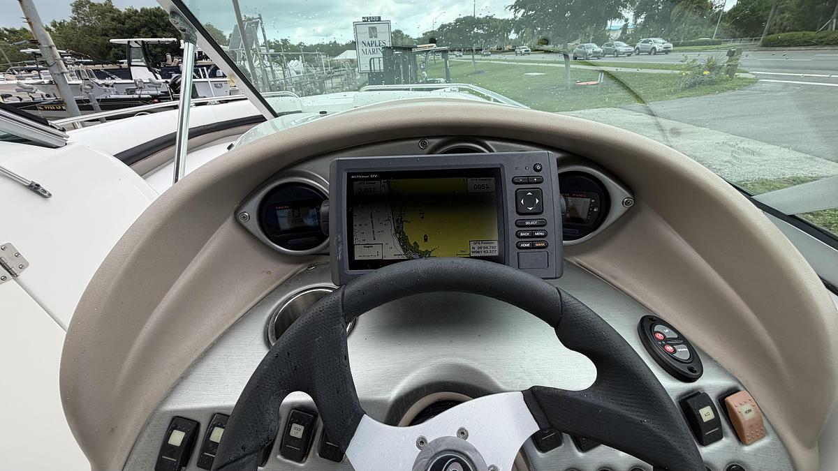 Used 2013 Hurricane SunDeck 237